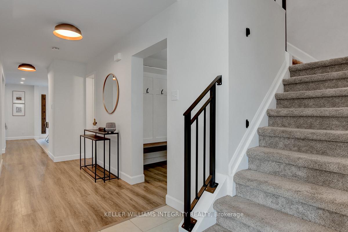 Photo 4 of 20 Bourne Street, Ottawa, Barrhaven - Cedargrove/Fraserdale — HOMEH