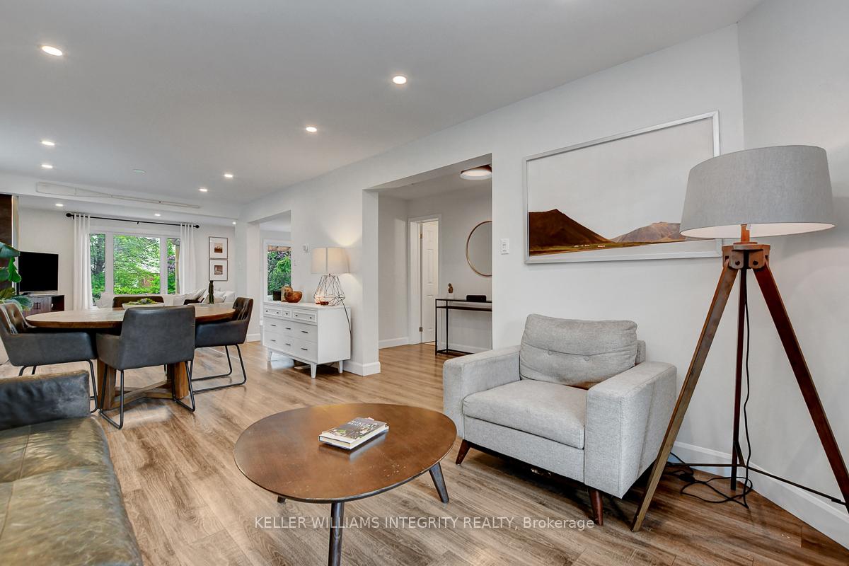 Photo 9 of 20 Bourne Street, Ottawa, Barrhaven - Cedargrove/Fraserdale — HOMEH