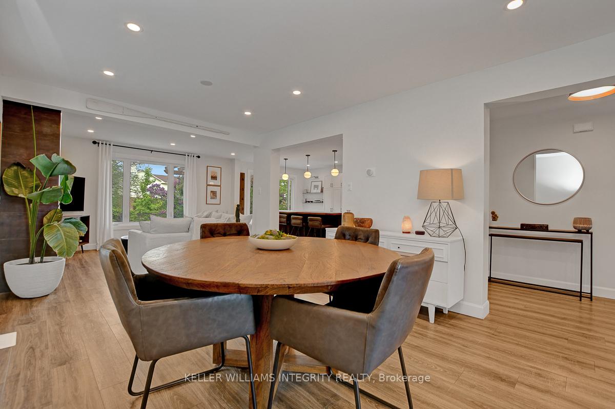 Photo 10 of 20 Bourne Street, Ottawa, Barrhaven - Cedargrove/Fraserdale — HOMEH