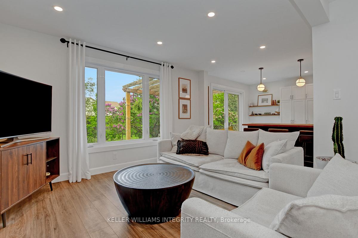Photo 12 of 20 Bourne Street, Ottawa, Barrhaven - Cedargrove/Fraserdale — HOMEH