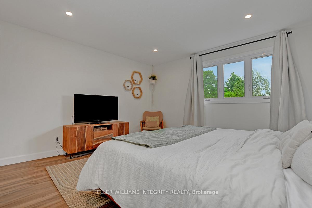 Photo 23 of 20 Bourne Street, Ottawa, Barrhaven - Cedargrove/Fraserdale — HOMEH