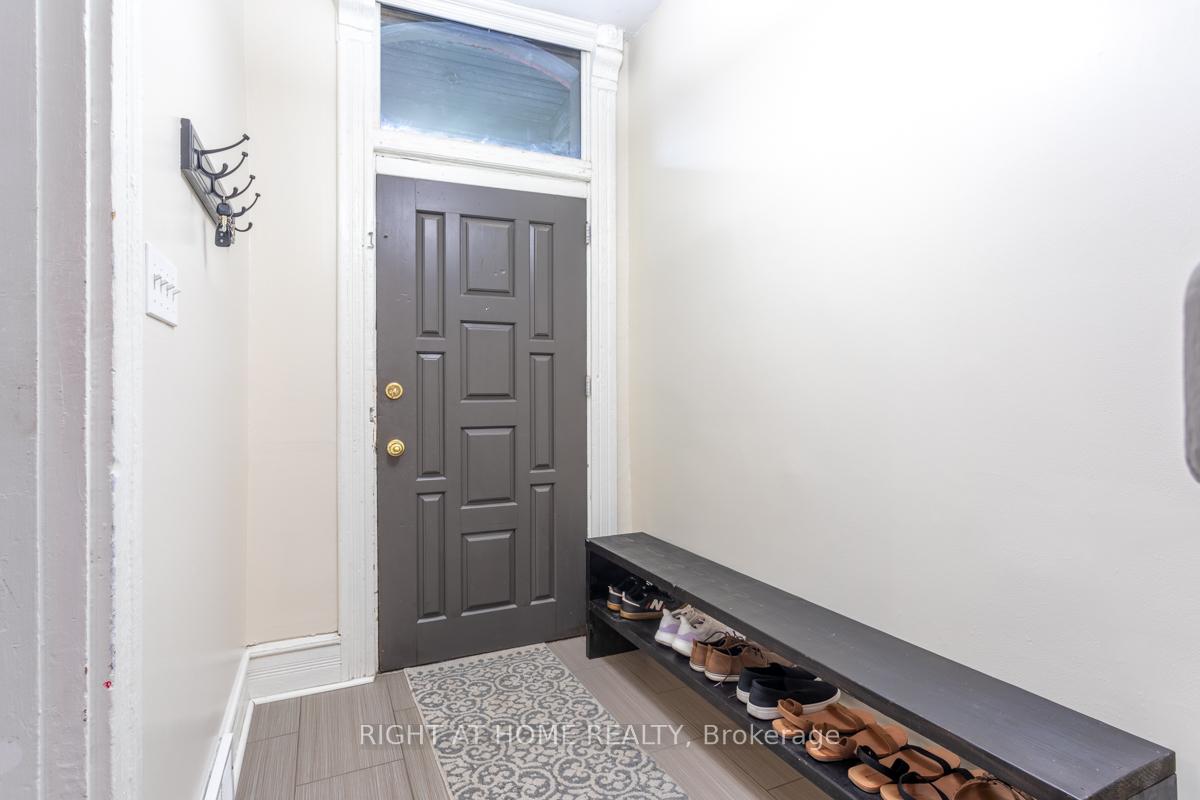 Photo 7 of 176 Wilson Street, Hamilton, Beasley — HOMEH