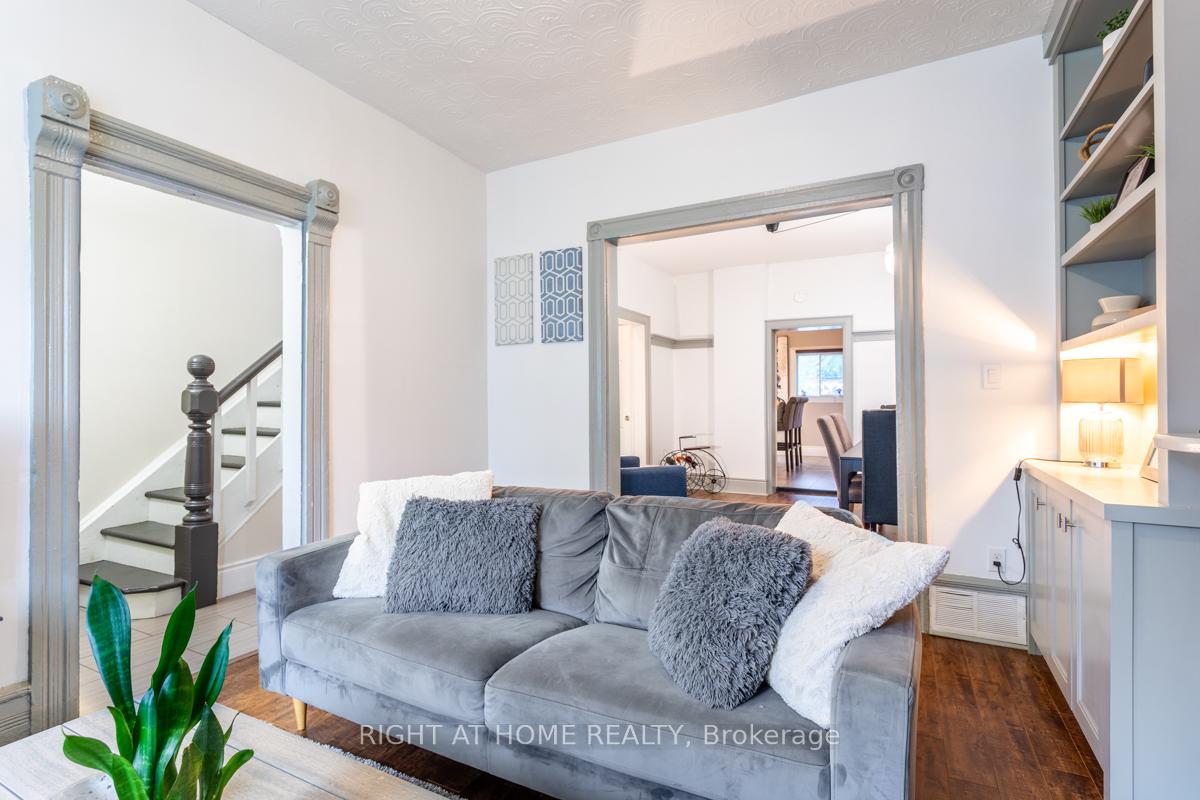 Photo 10 of 176 Wilson Street, Hamilton, Beasley — HOMEH