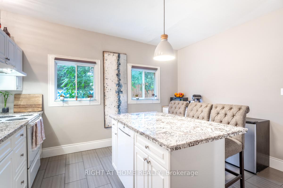 Photo 17 of 176 Wilson Street, Hamilton, Beasley — HOMEH