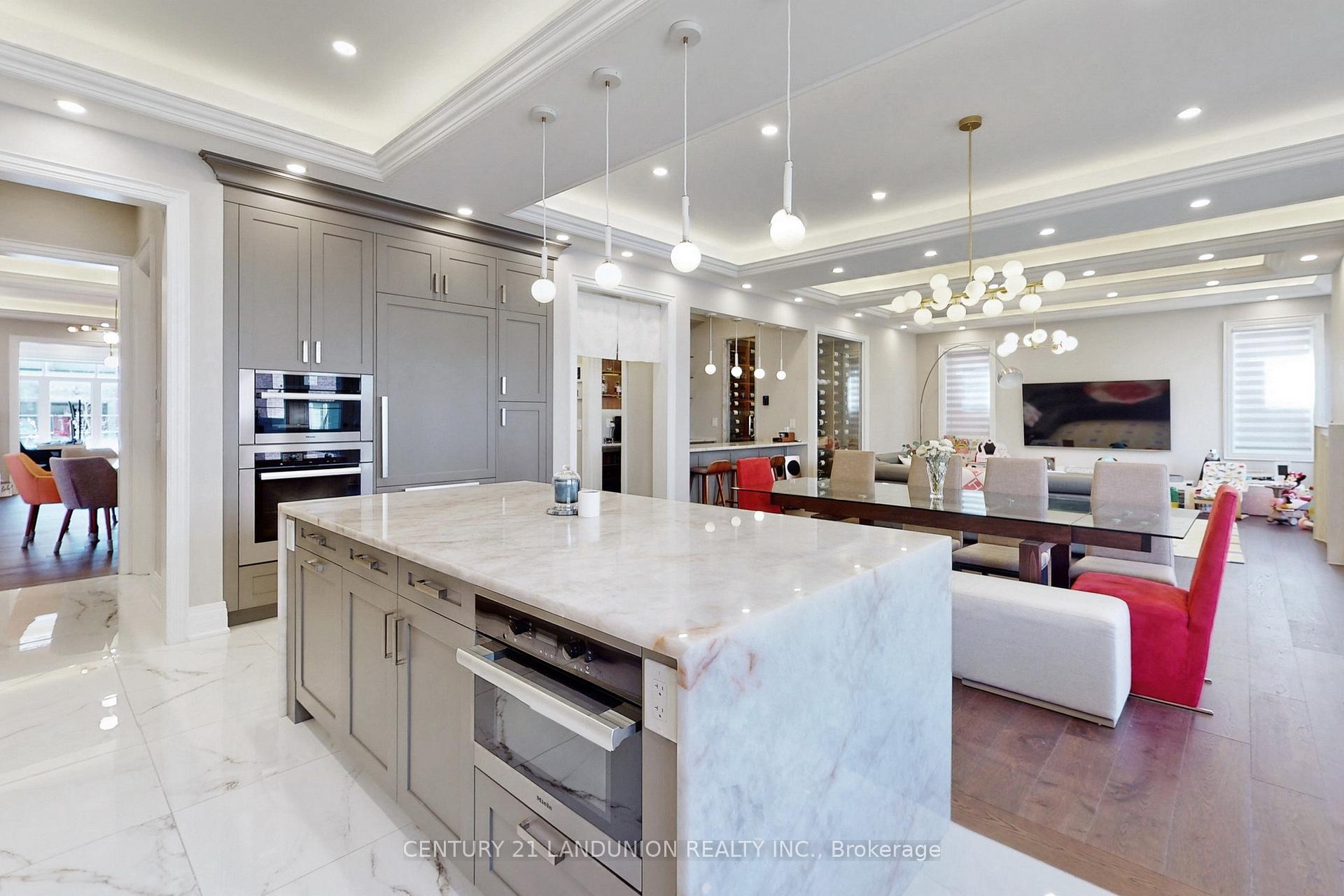 Photo 5 of 22 Conger Street, Vaughan, Patterson — HOMEH