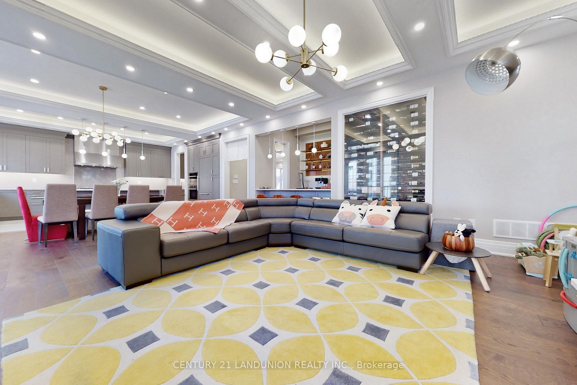 Photo 28 of 22 Conger Street, Vaughan, Patterson — HOMEH