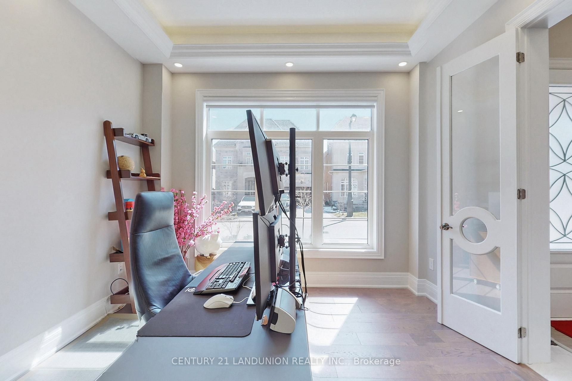 Photo 16 of 22 Conger Street, Vaughan, Patterson — HOMEH