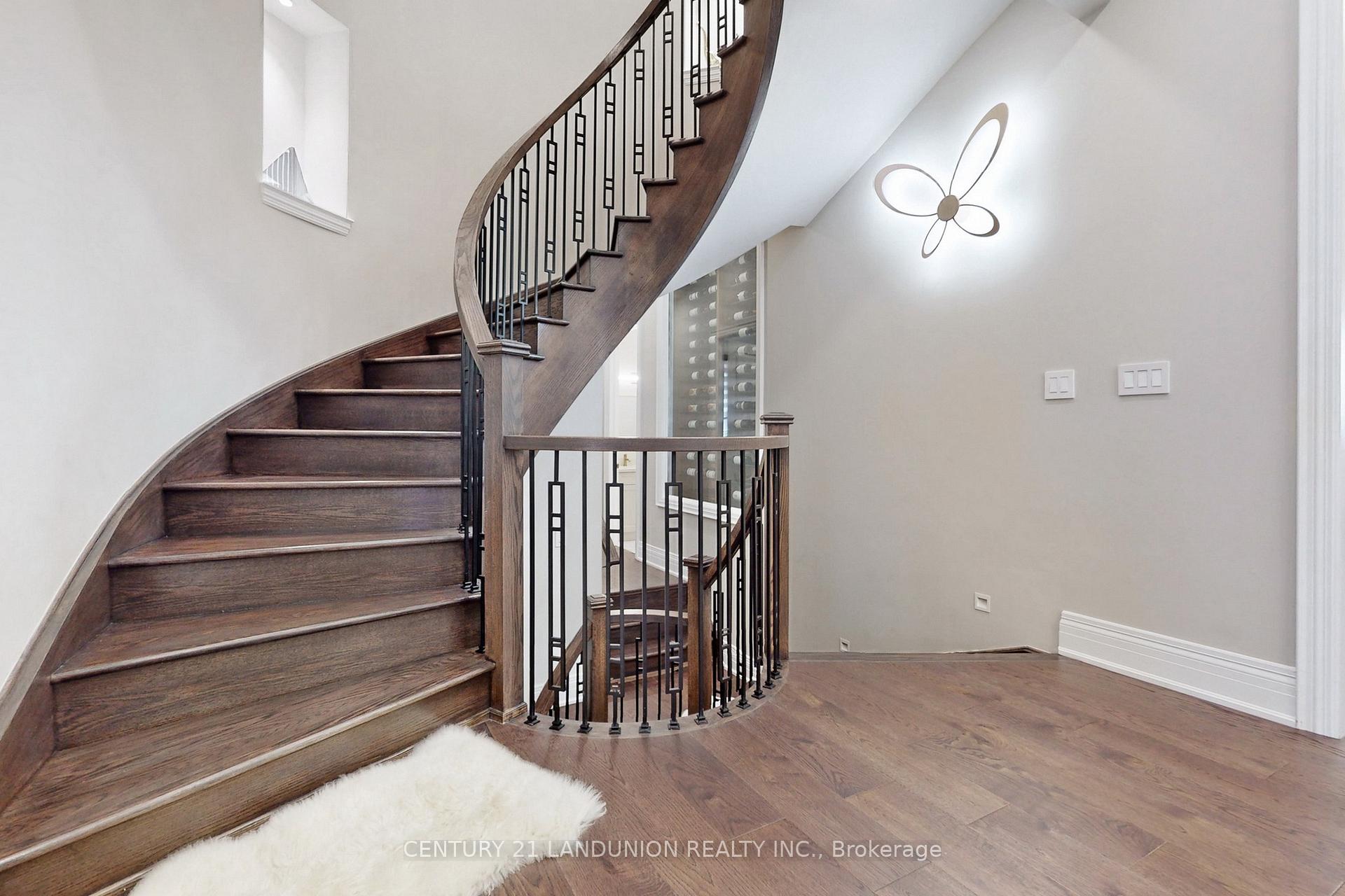 Photo 18 of 22 Conger Street, Vaughan, Patterson — HOMEH