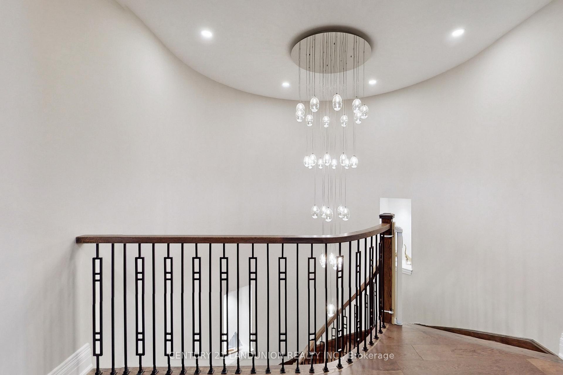 Photo 17 of 22 Conger Street, Vaughan, Patterson — HOMEH