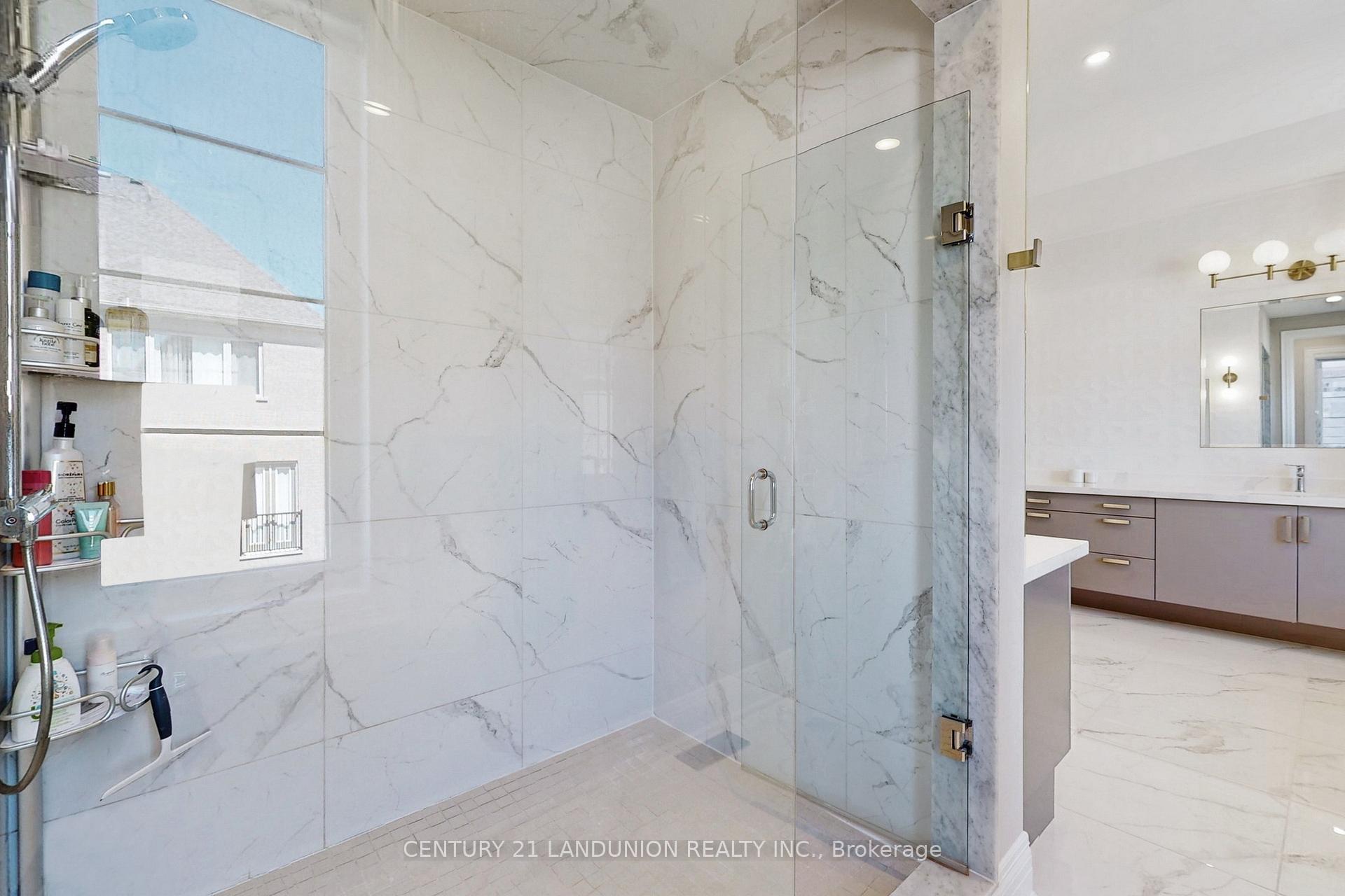 Photo 24 of 22 Conger Street, Vaughan, Patterson — HOMEH