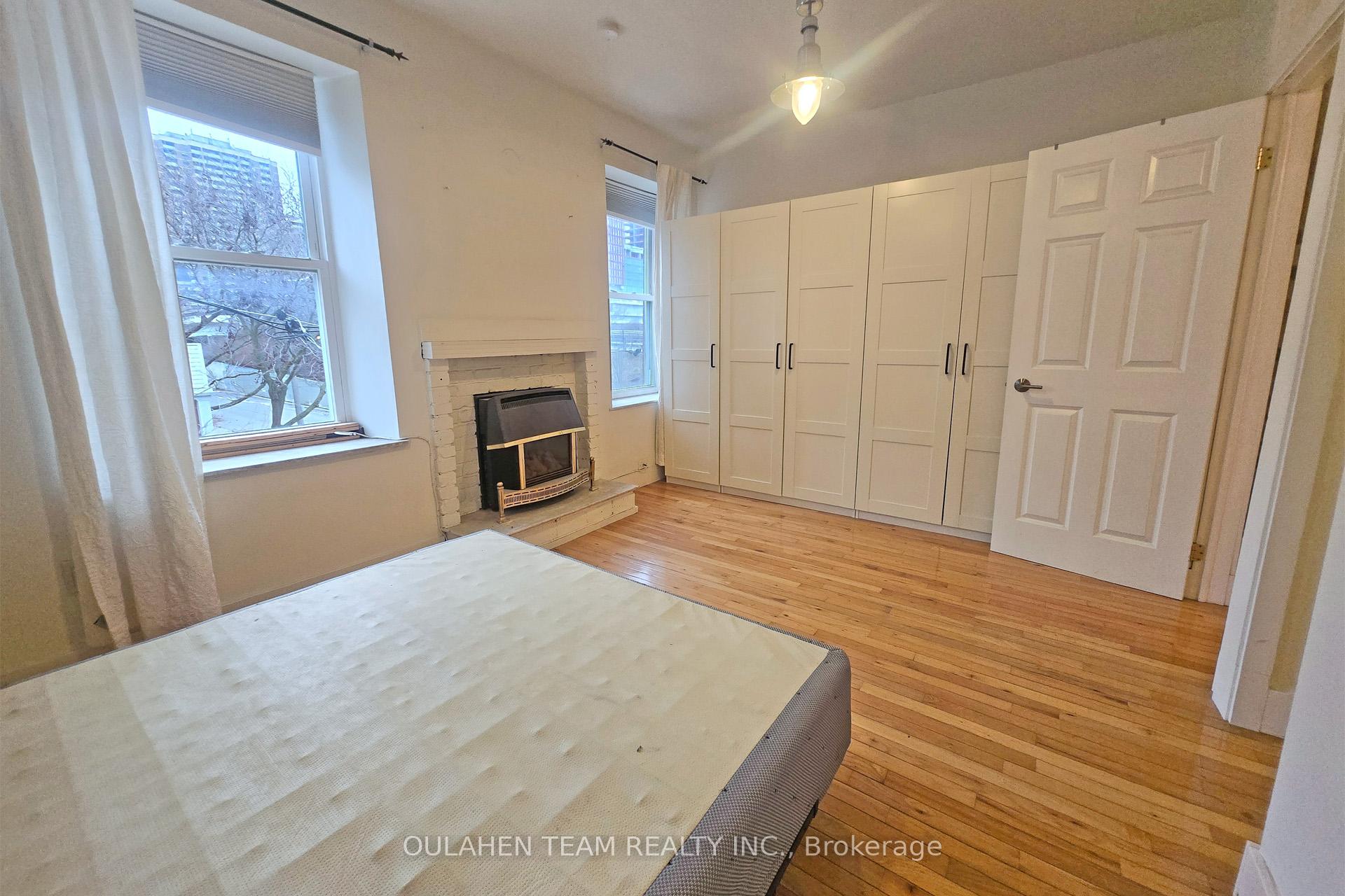 Photo 17 of 43 Norwood Terrace, Toronto, East End-Danforth — HOMEH