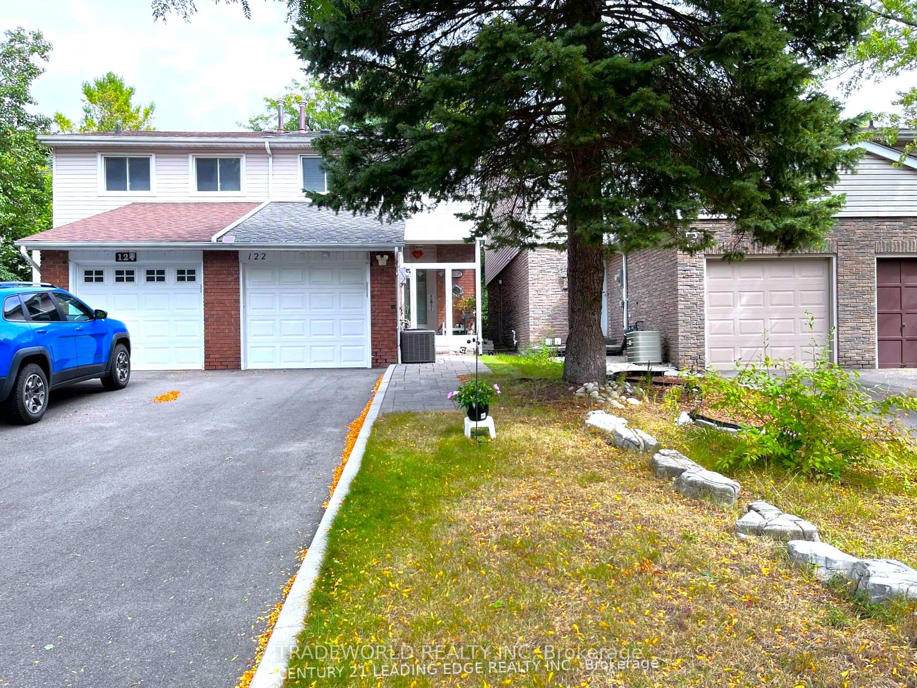 Front of 122 Tamarack Drive