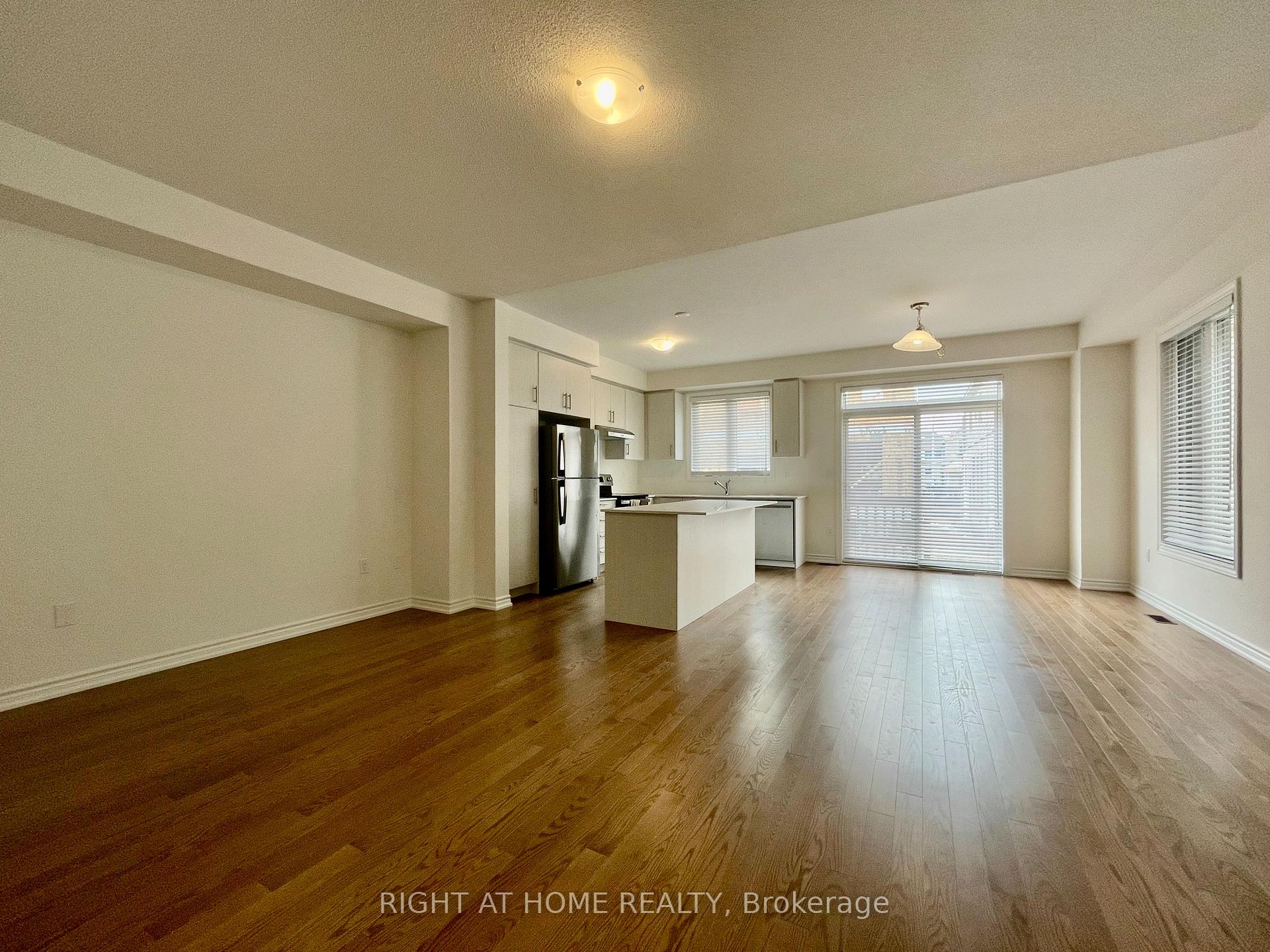 Photo 2 of 152 Shepherd Drive, Barrie, Rural Barrie Southeast — HOMEH
