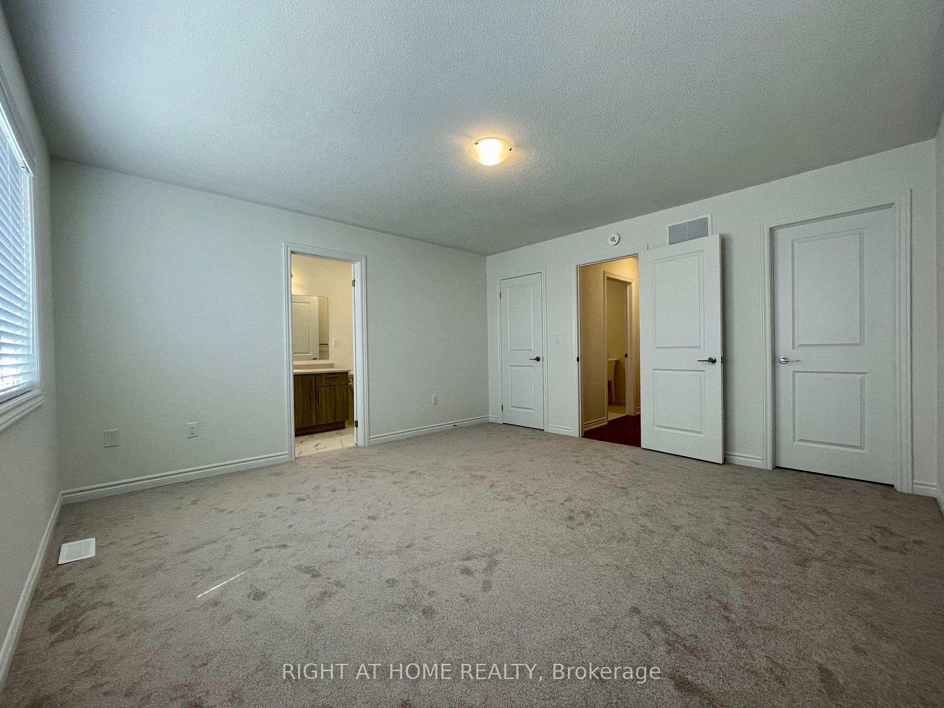 Photo 8 of 152 Shepherd Drive, Barrie, Rural Barrie Southeast — HOMEH