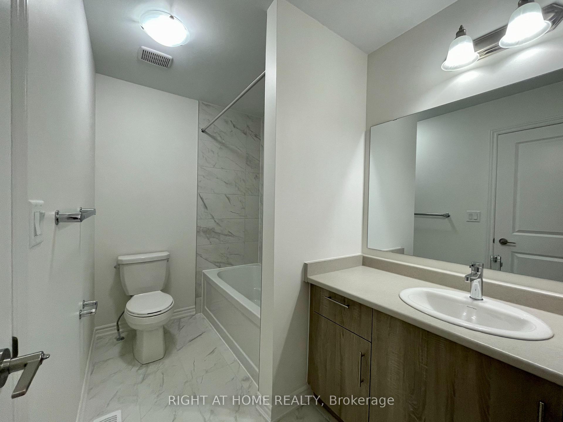 Photo 10 of 152 Shepherd Drive, Barrie, Rural Barrie Southeast — HOMEH