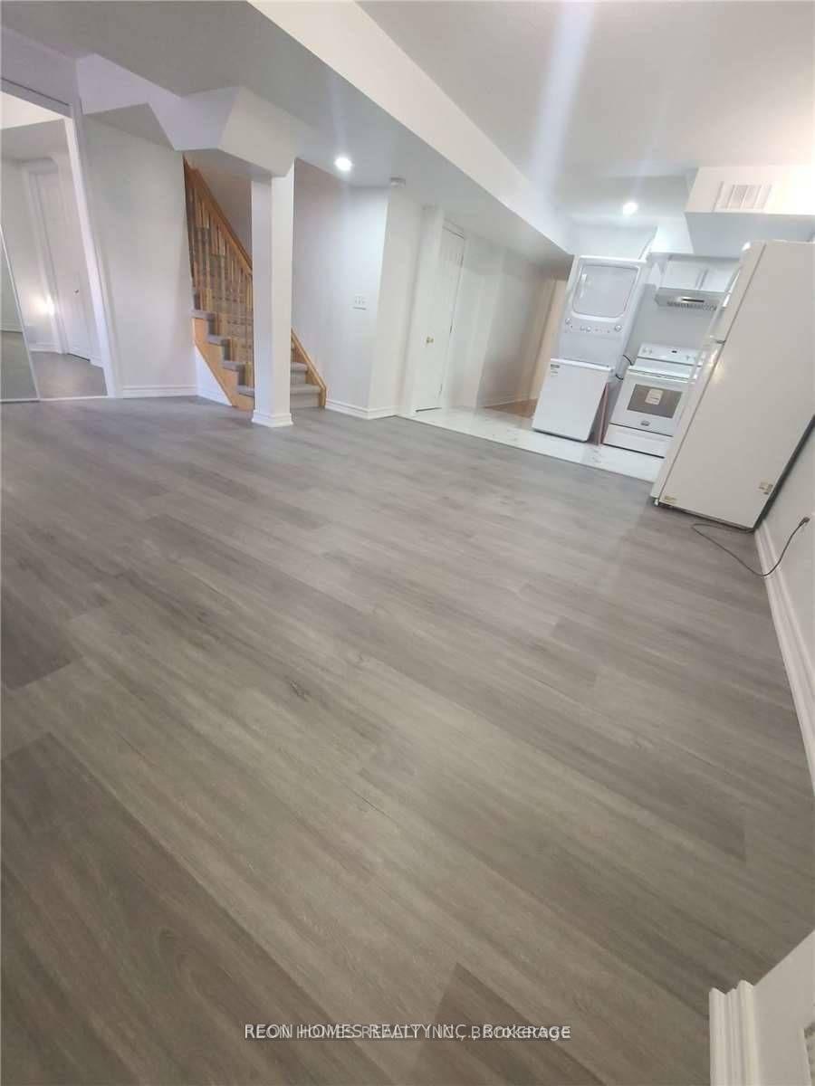 Photo 2 of Unit (Bsmt), 388 Sunny Meadow Boulevard, Brampton, Sandringham-Wellington — HOMEH