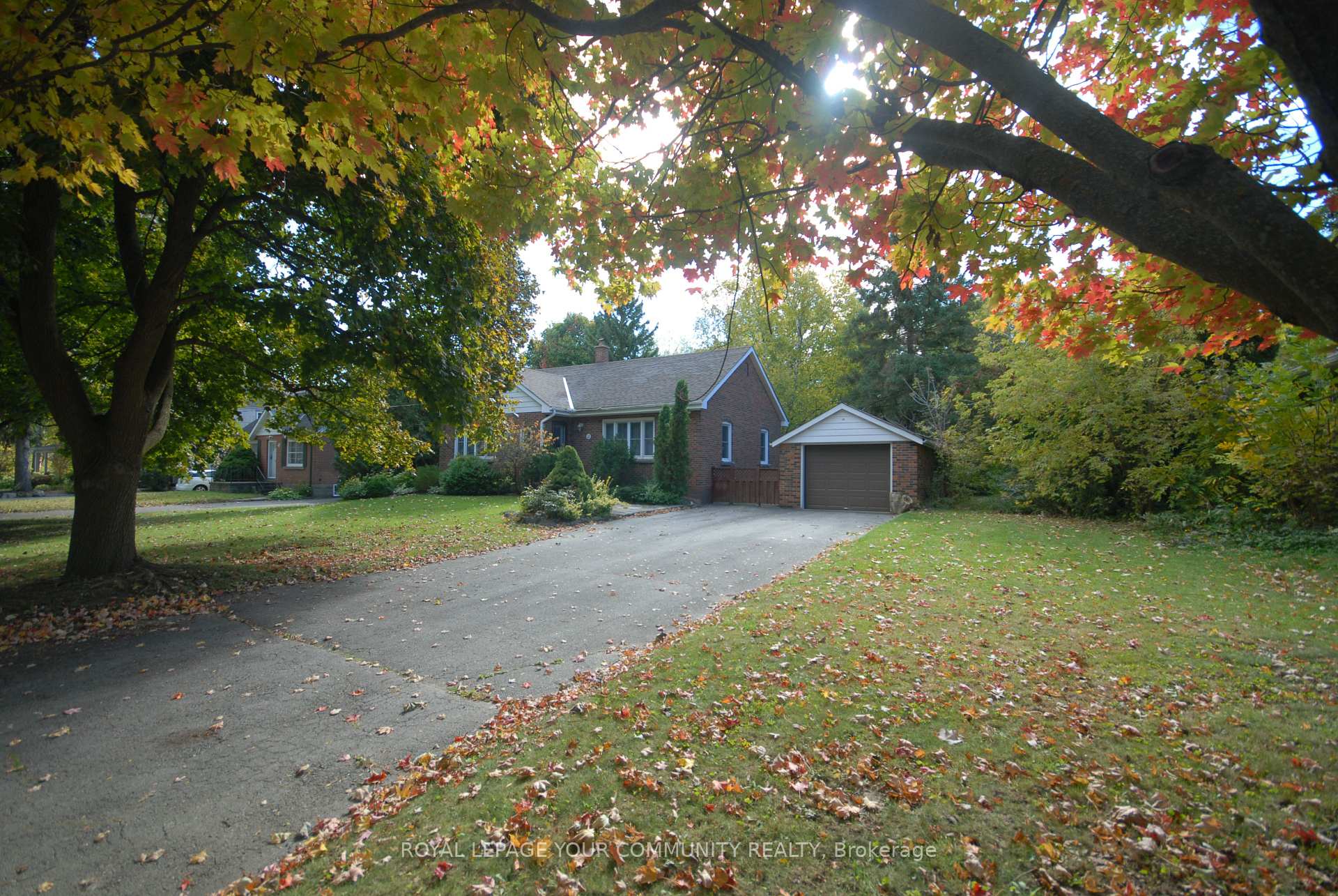 Front of 11 Maple Lane