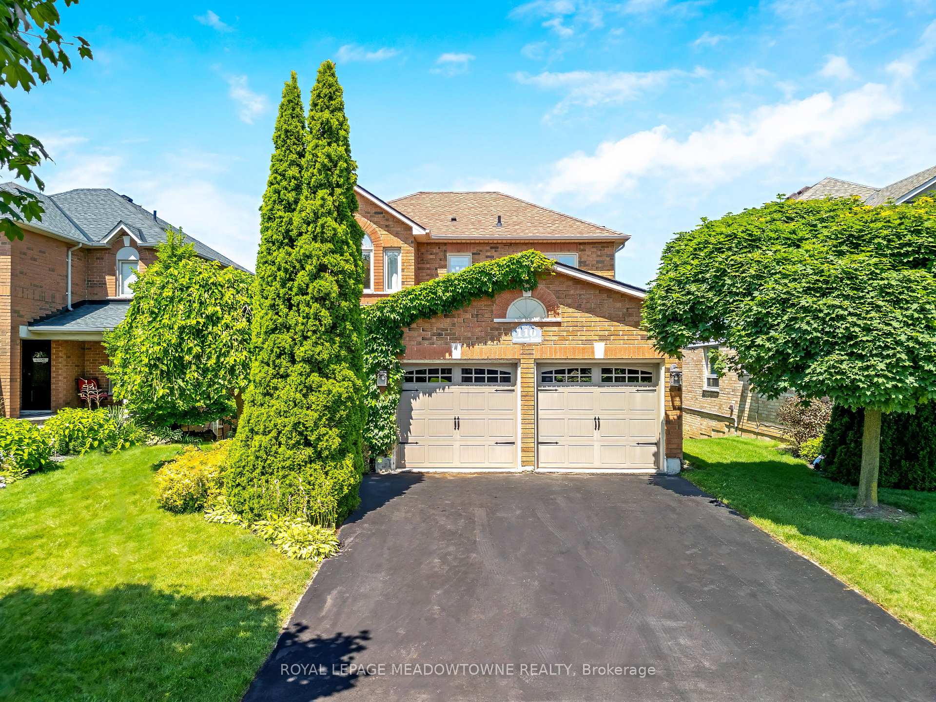 Photo 1 of 110 Pentland Road, Hamilton, Waterdown — HOMEH