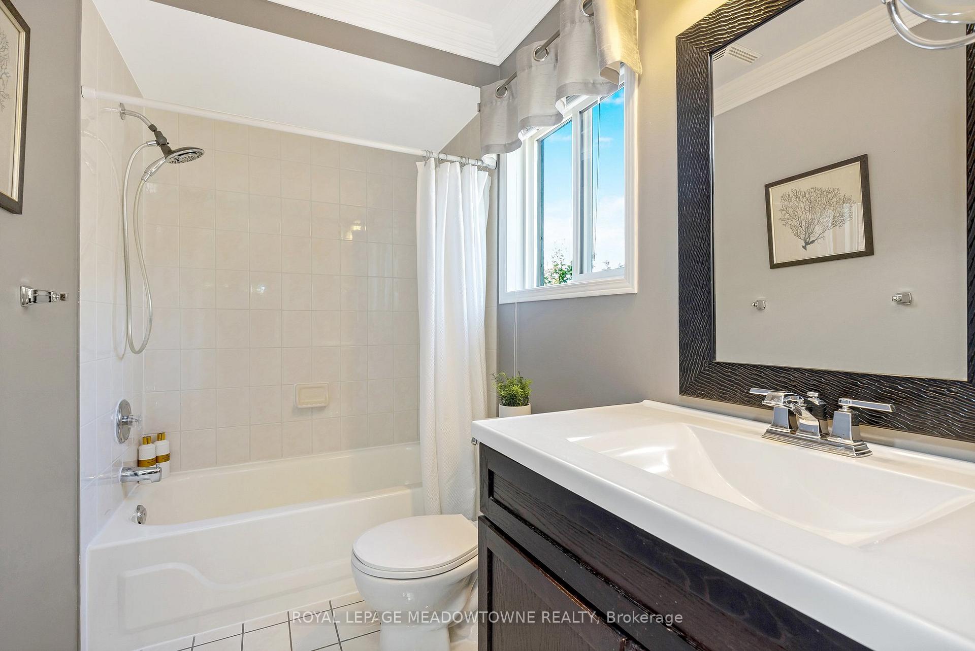 Photo 21 of 110 Pentland Road, Hamilton, Waterdown — HOMEH