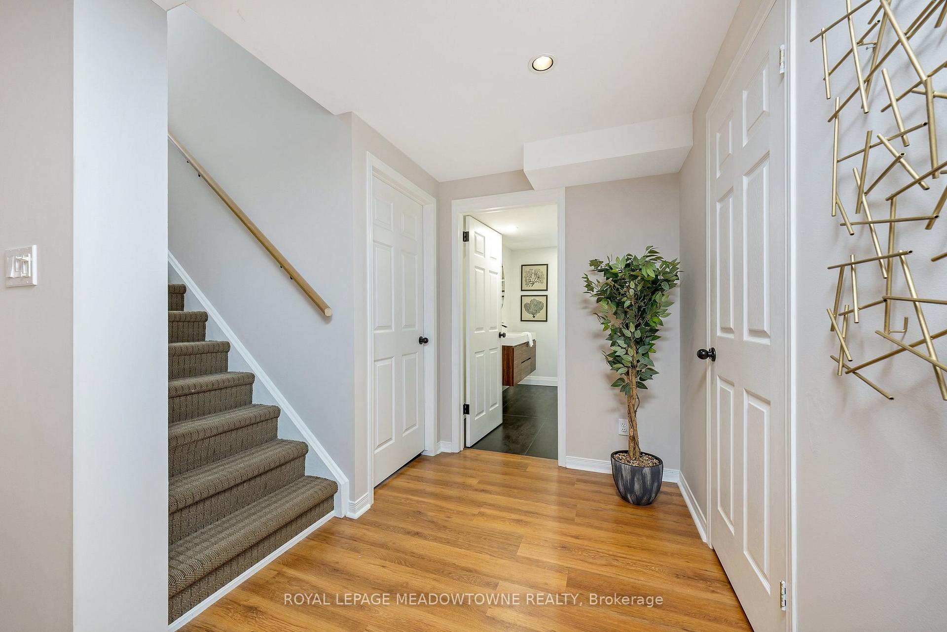 Photo 28 of 110 Pentland Road, Hamilton, Waterdown — HOMEH