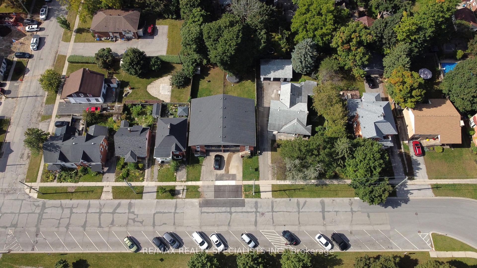 Photo 4 of 78 Parkside Drive, Barrie, City Centre — HOMEH
