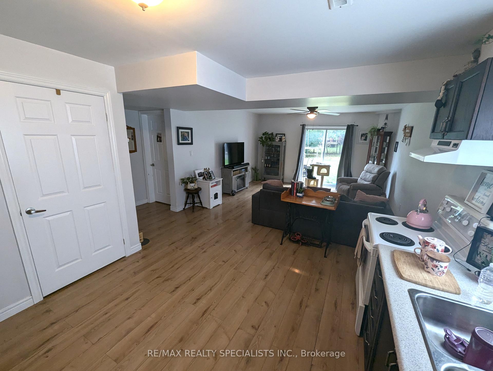 Photo 10 of 78 Parkside Drive, Barrie, City Centre — HOMEH