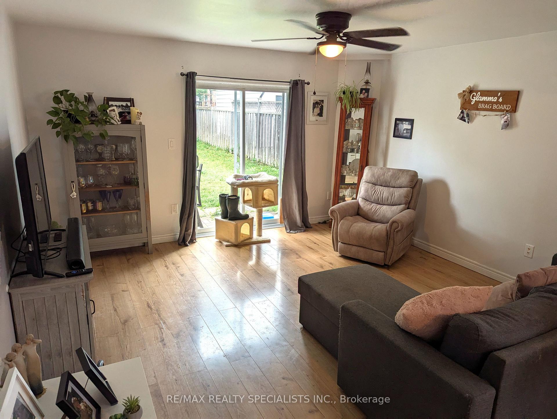 Photo 12 of 78 Parkside Drive, Barrie, City Centre — HOMEH