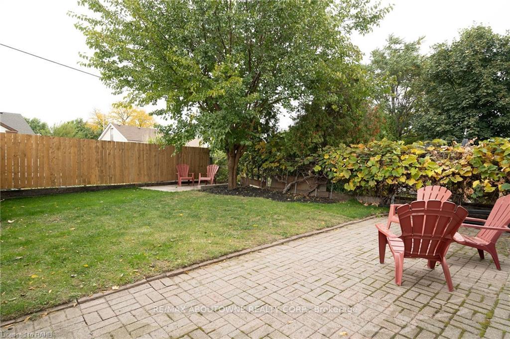 Photo 15 of Unit 1, 43 Crooks Street, Hamilton, Strathcona — HOMEH
