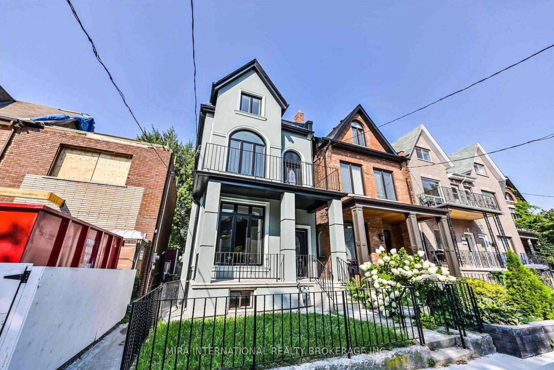 Photo 1 of Unit M2, 260 Lisgar Street, Toronto, Little Portugal — HOMEH