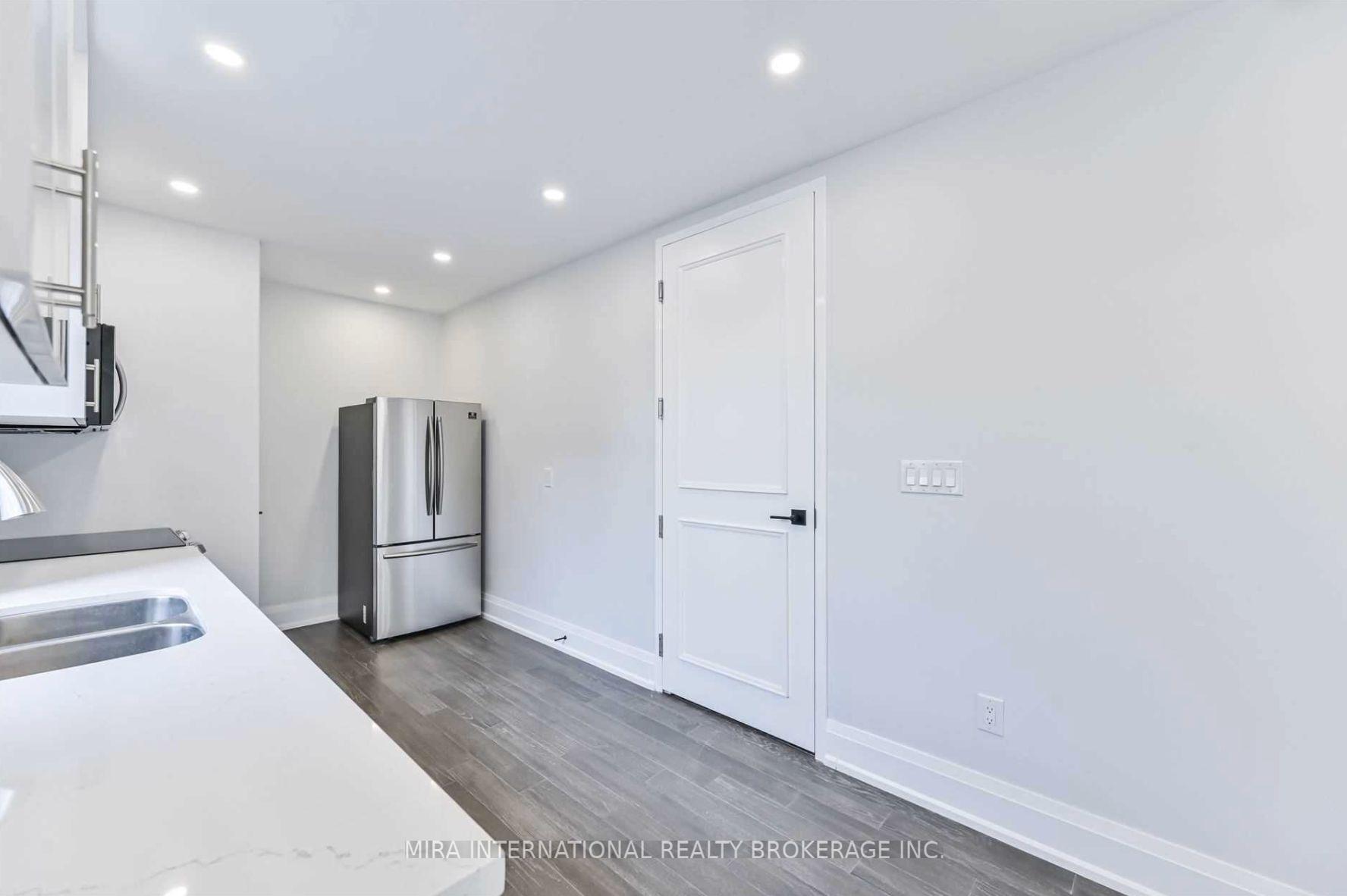Photo 2 of Unit M2, 260 Lisgar Street, Toronto, Little Portugal — HOMEH