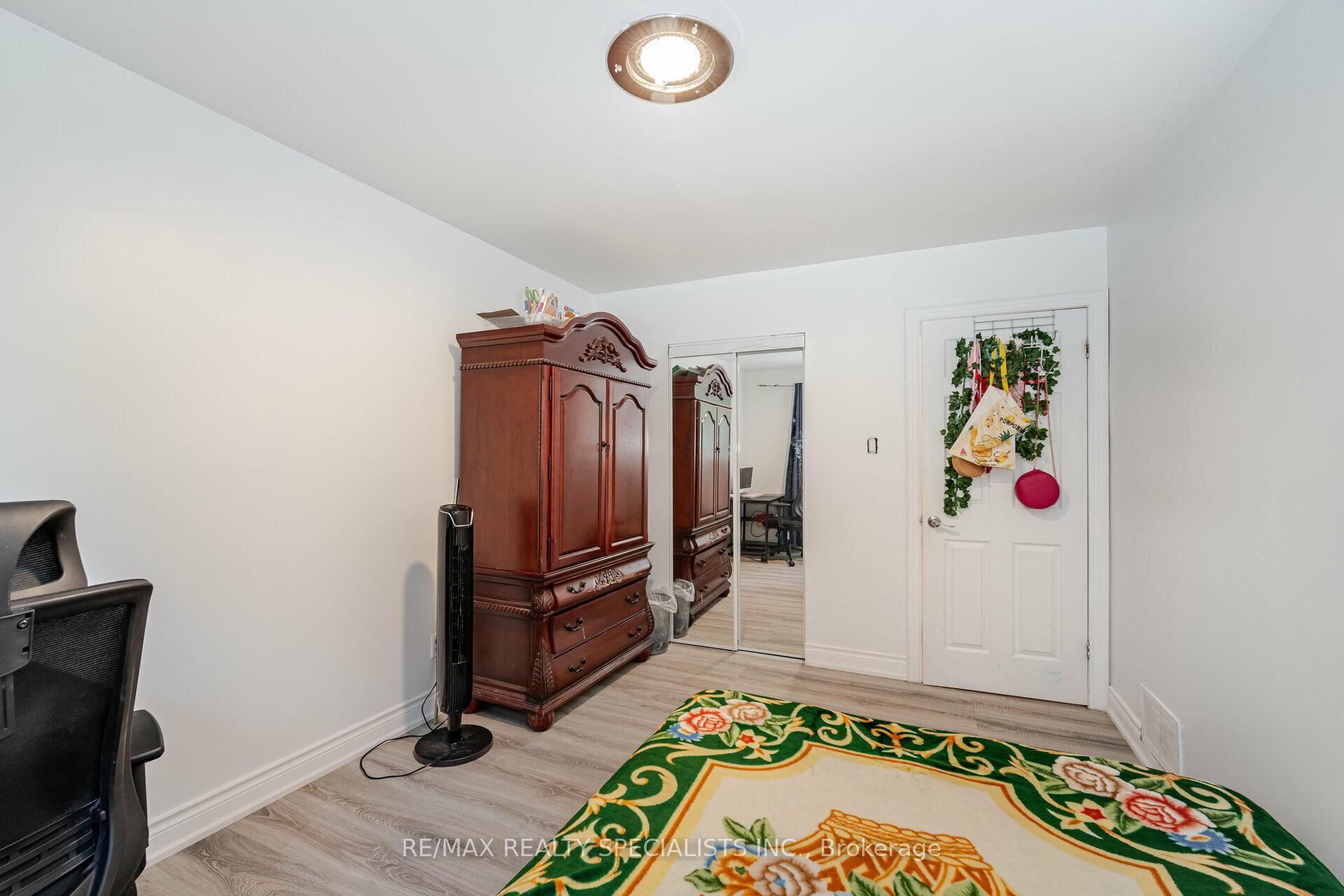 Photo 14 of 21 Crawford Drive, Brampton, Madoc — HOMEH