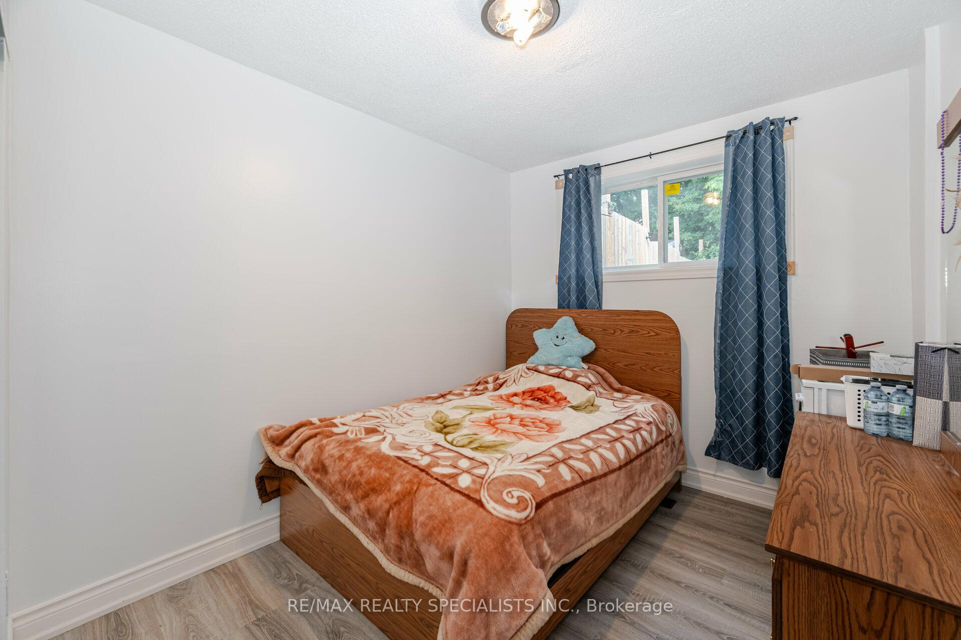 Photo 21 of 21 Crawford Drive, Brampton, Madoc — HOMEH