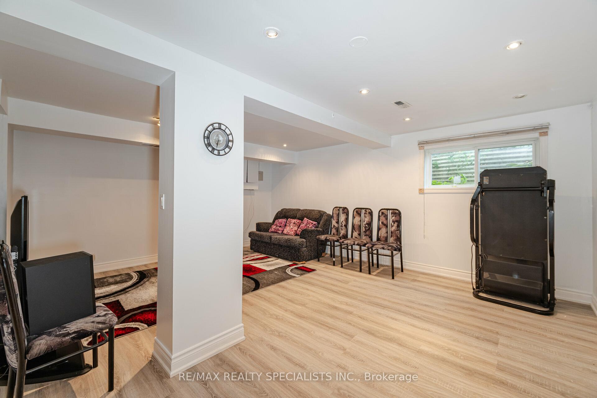 Photo 25 of 21 Crawford Drive, Brampton, Madoc — HOMEH