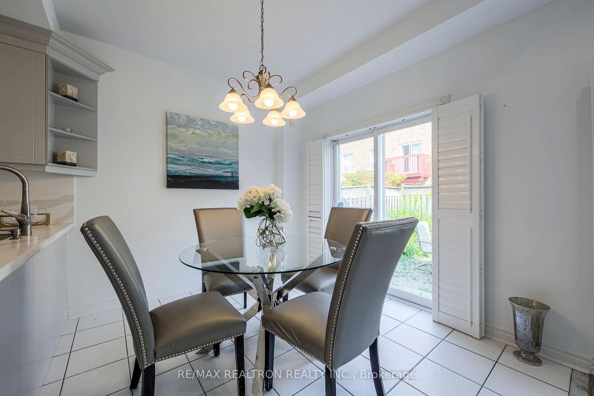 Photo 7 of 269 Treasure Road E, Vaughan, Vellore Village — HOMEH