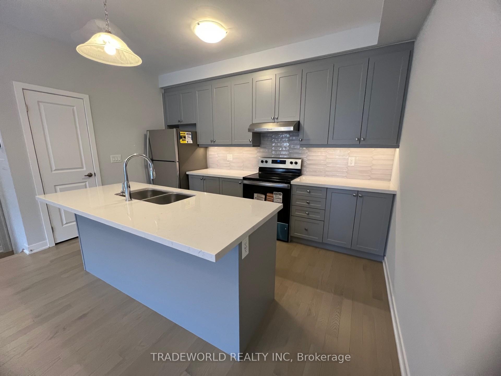 Photo 6 of 9 John Canning Way, Markham, Unionville — HOMEH