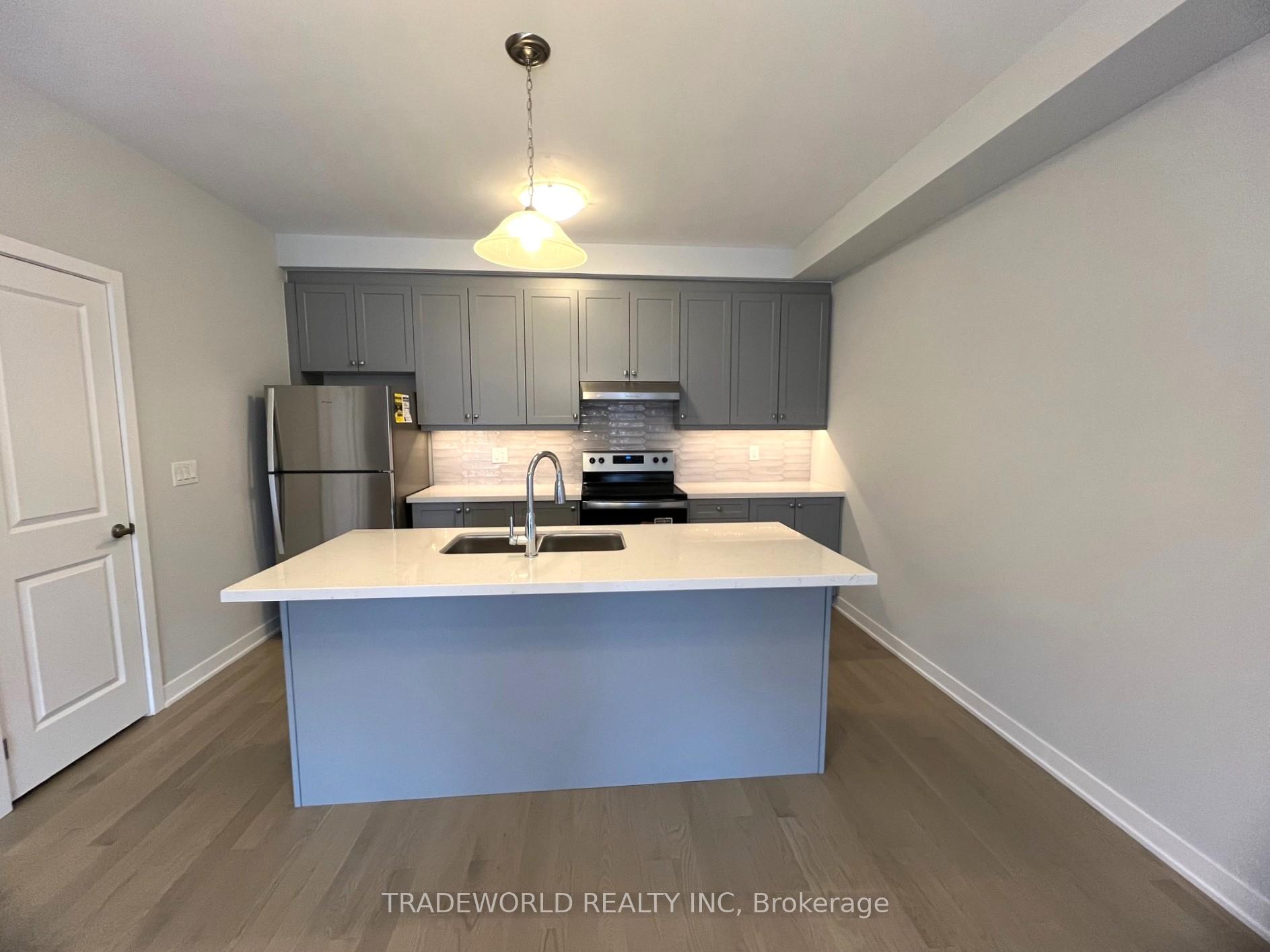 Photo 7 of 9 John Canning Way, Markham, Unionville — HOMEH