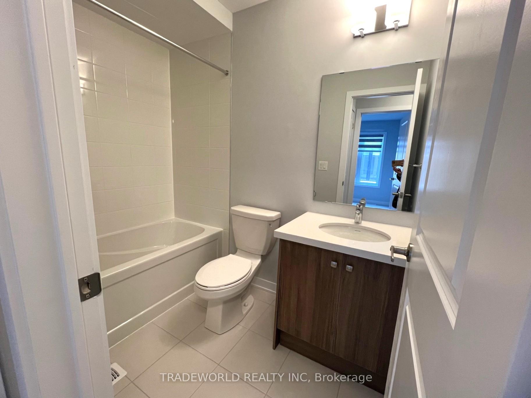 Photo 16 of 9 John Canning Way, Markham, Unionville — HOMEH