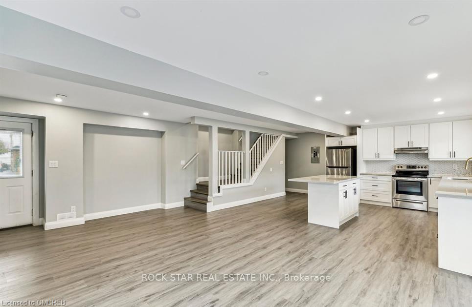 Photo 24 of 131 Bell Avenue, Hamilton, Bartonville — HOMEH