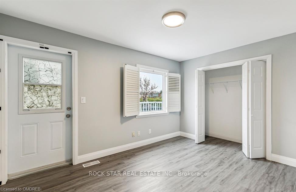 Photo 31 of 131 Bell Avenue, Hamilton, Bartonville — HOMEH