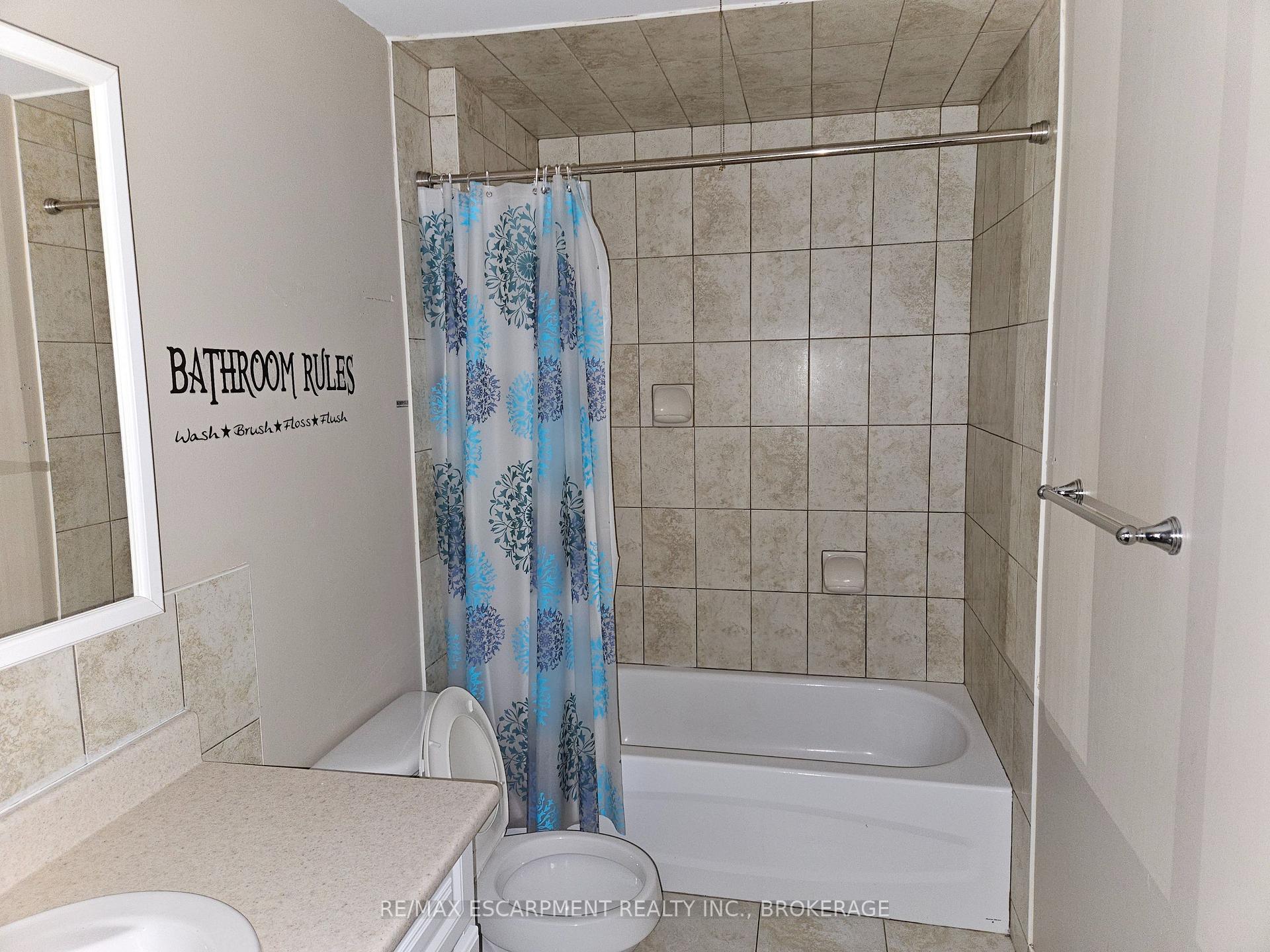 Photo 11 of Unit B, 100 Endicott Terrace, Welland, Prince Charles — HOMEH