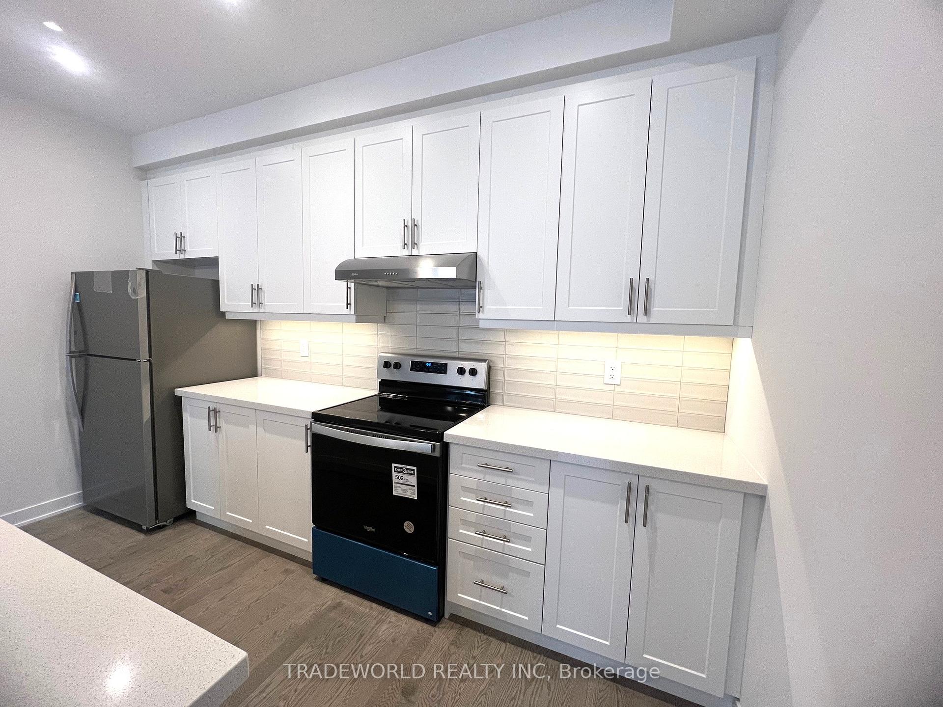 Photo 9 of 29 John Canning Way, Markham, Unionville — HOMEH