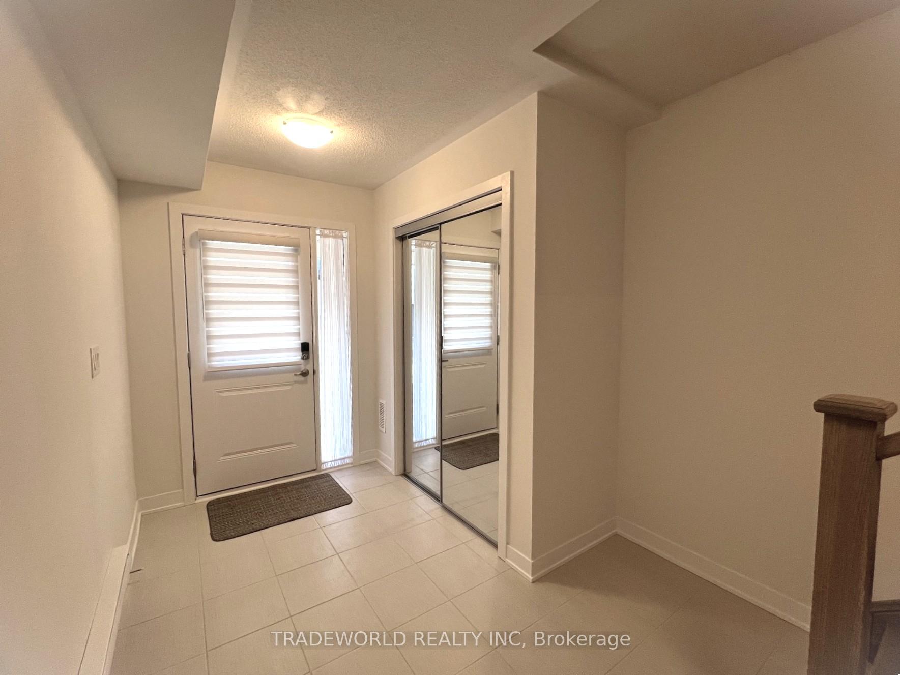 Photo 19 of 29 John Canning Way, Markham, Unionville — HOMEH