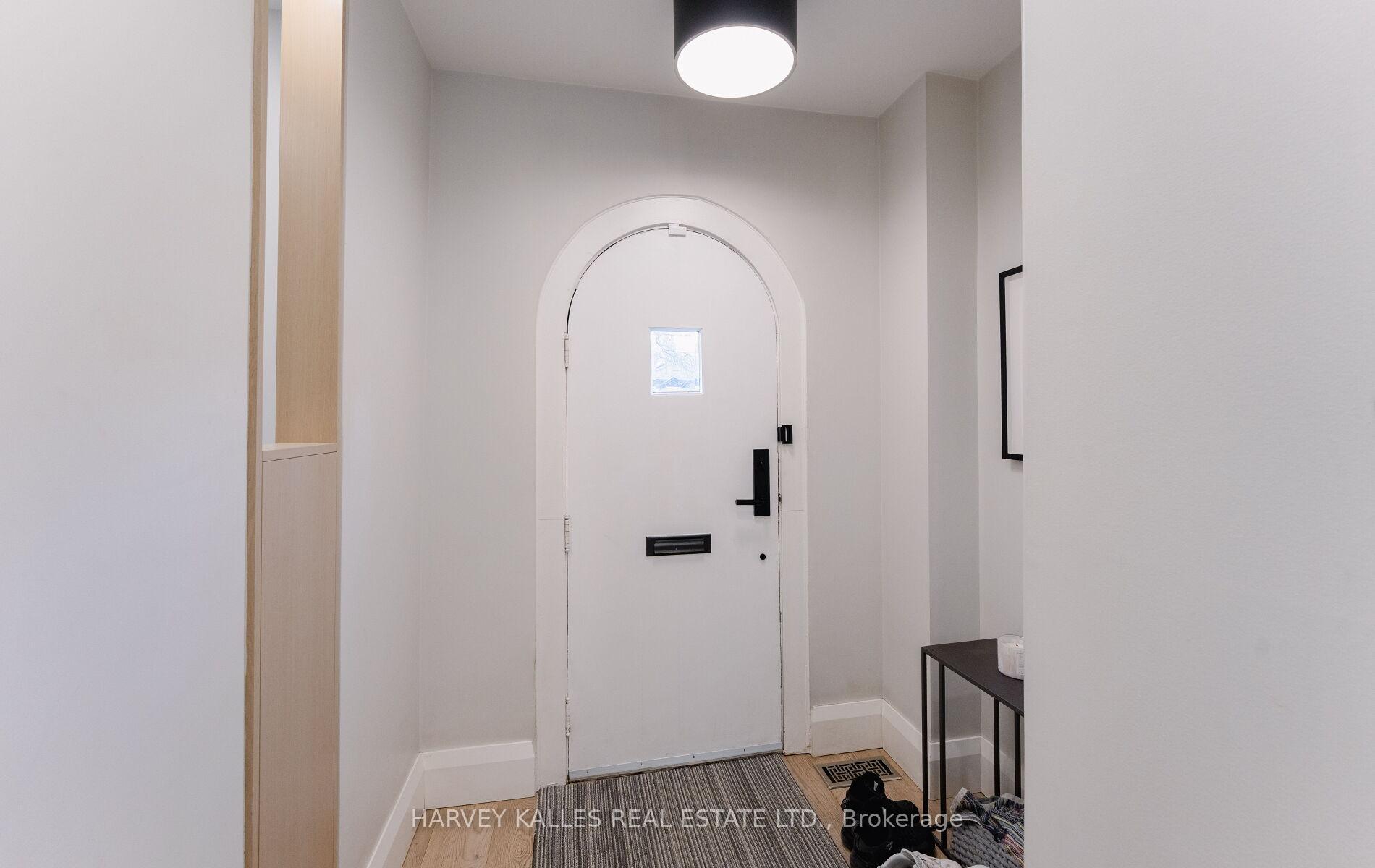 Photo 5 of 25 Gilgorm Road, Toronto, Forest Hill North — HOMEH