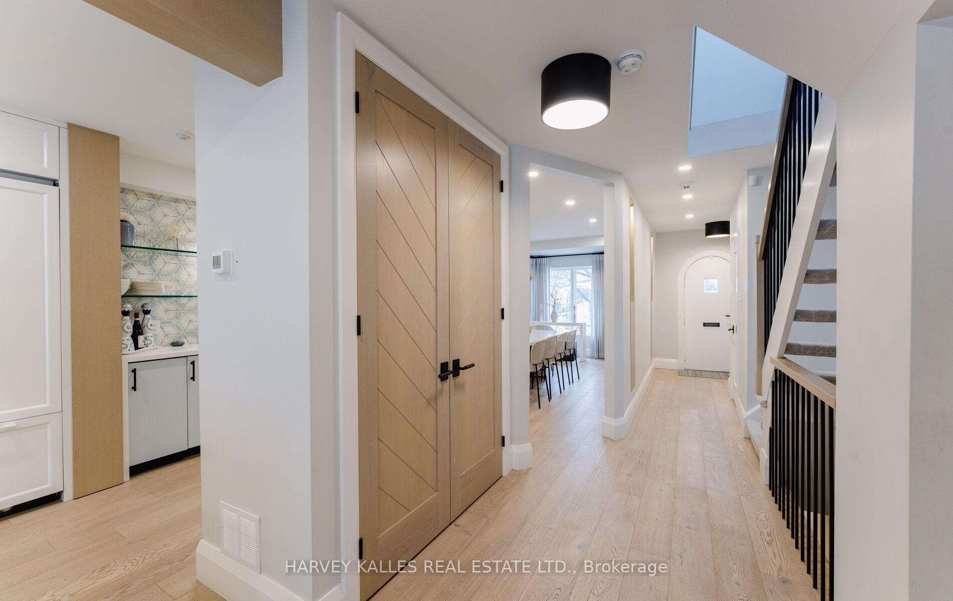 Photo 6 of 25 Gilgorm Road, Toronto, Forest Hill North — HOMEH