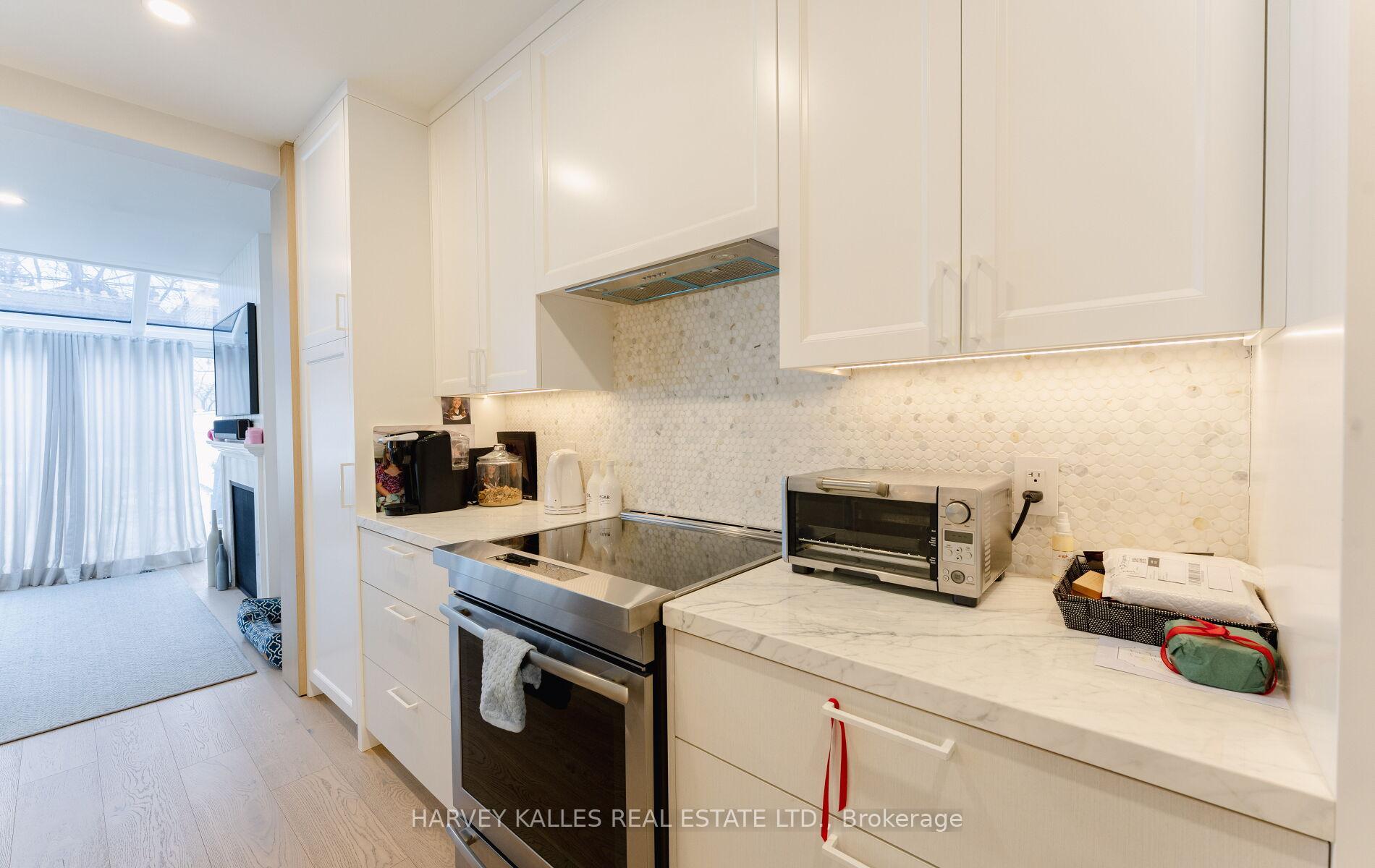 Photo 26 of 25 Gilgorm Road, Toronto, Forest Hill North — HOMEH