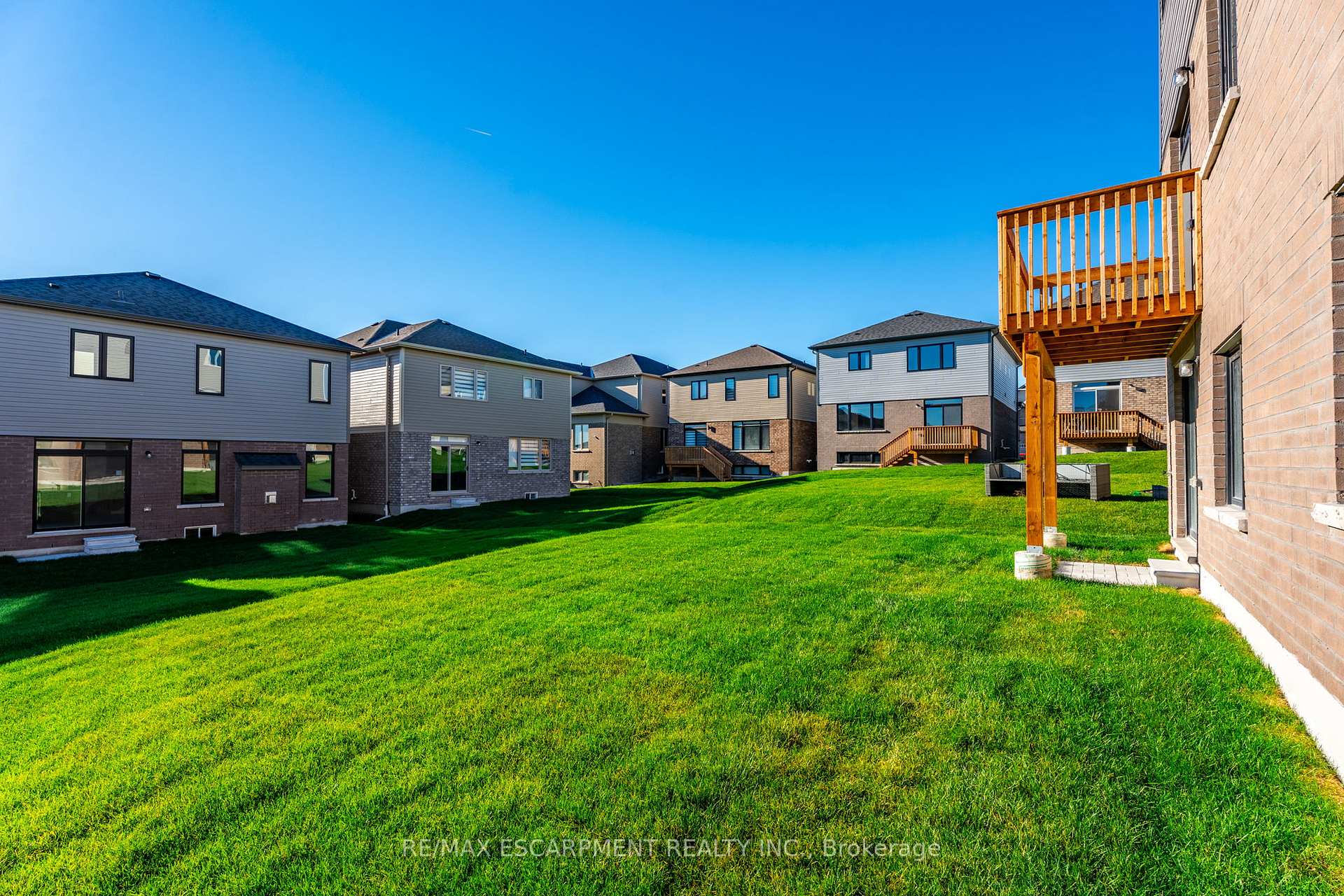 Photo 37 of 127 Bendemere Road, Brant, Paris — HOMEH