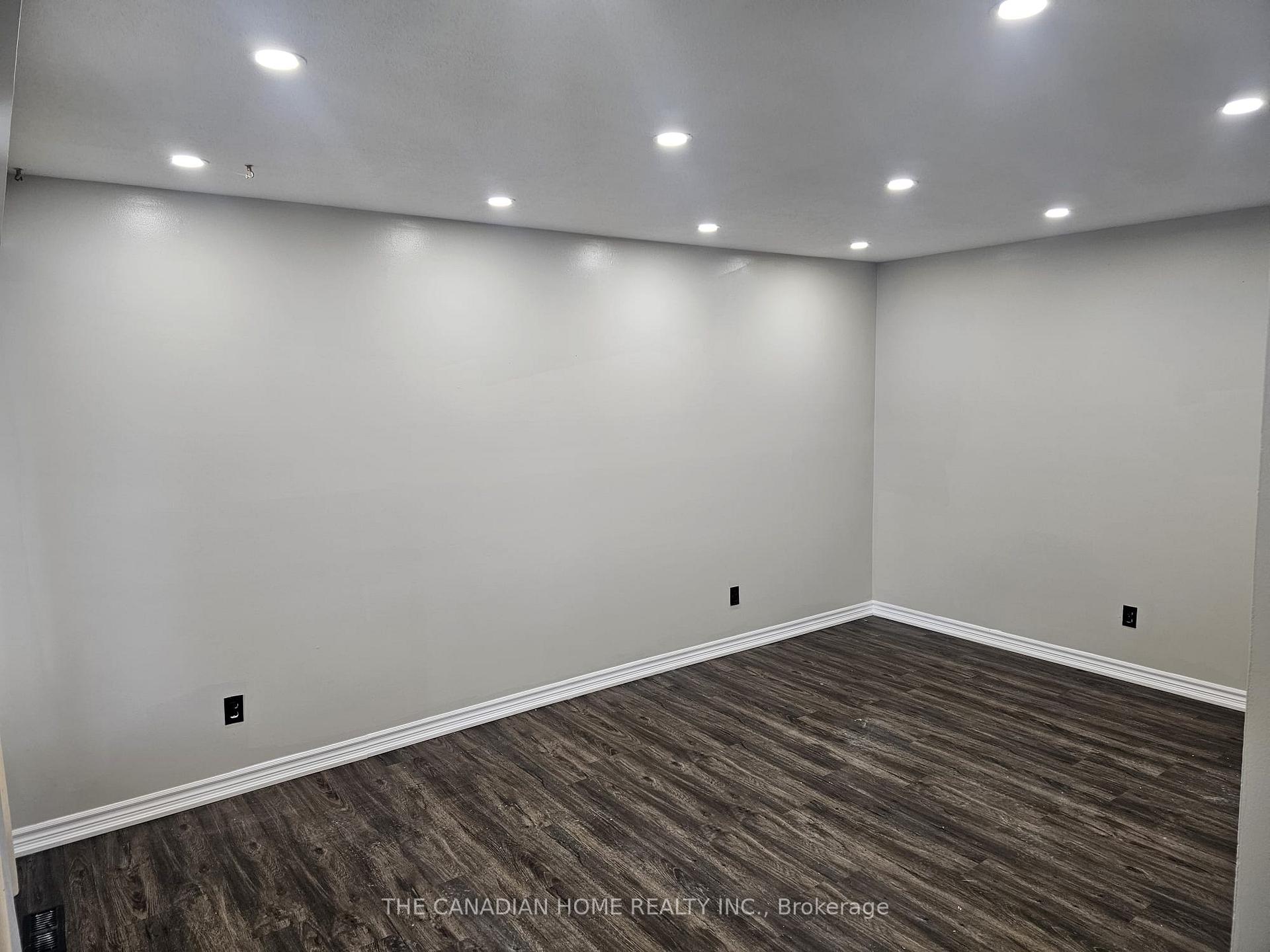 Photo 8 of Unit Upper, 66 Caledon Crescent, Brampton, Brampton East — HOMEH