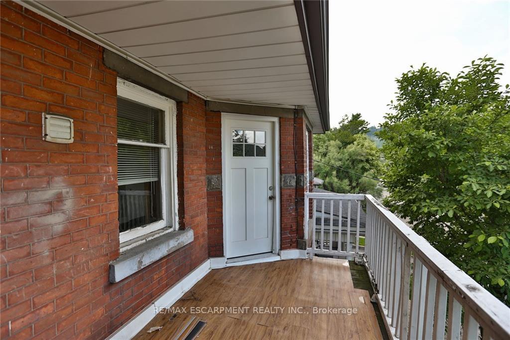 Photo 2 of Unit B, 89 Burris Street, Hamilton, St. Clair — HOMEH