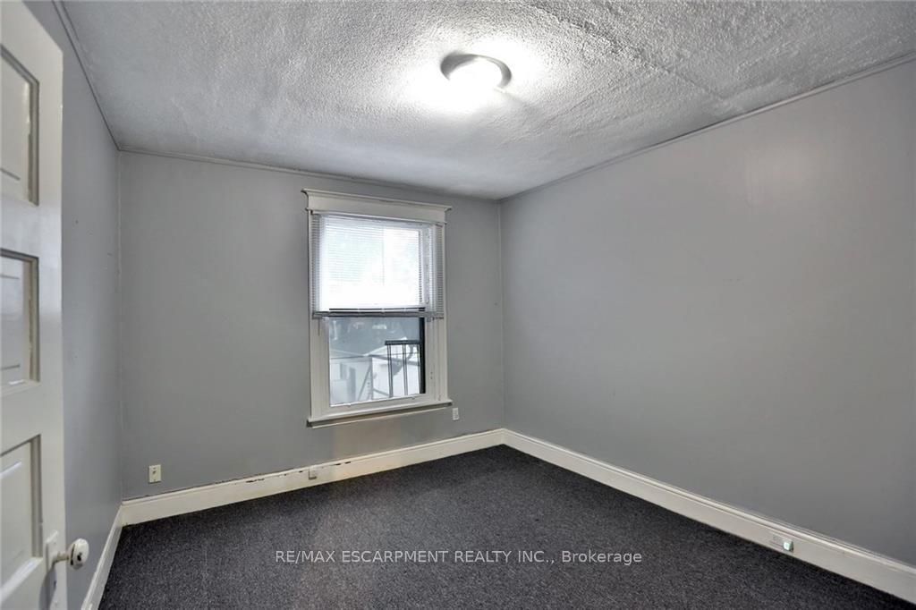 Photo 5 of Unit B, 89 Burris Street, Hamilton, St. Clair — HOMEH