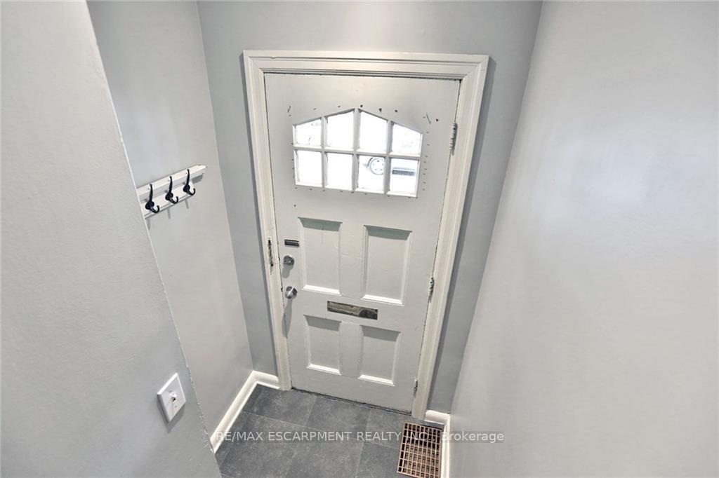 Photo 7 of Unit B, 89 Burris Street, Hamilton, St. Clair — HOMEH